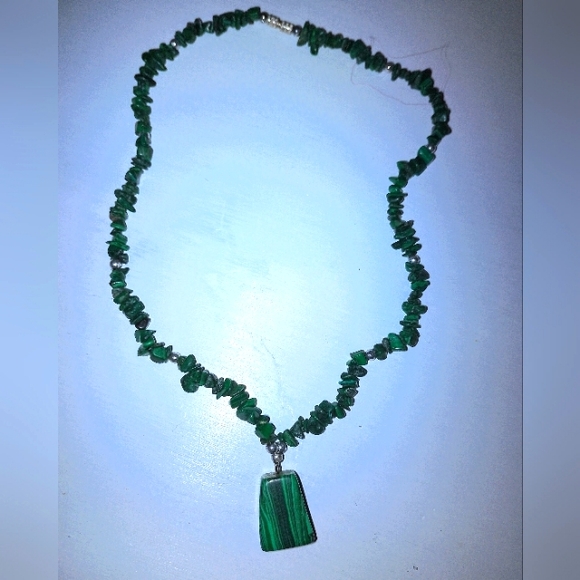 Green malachite necklace - Picture 1 of 3
